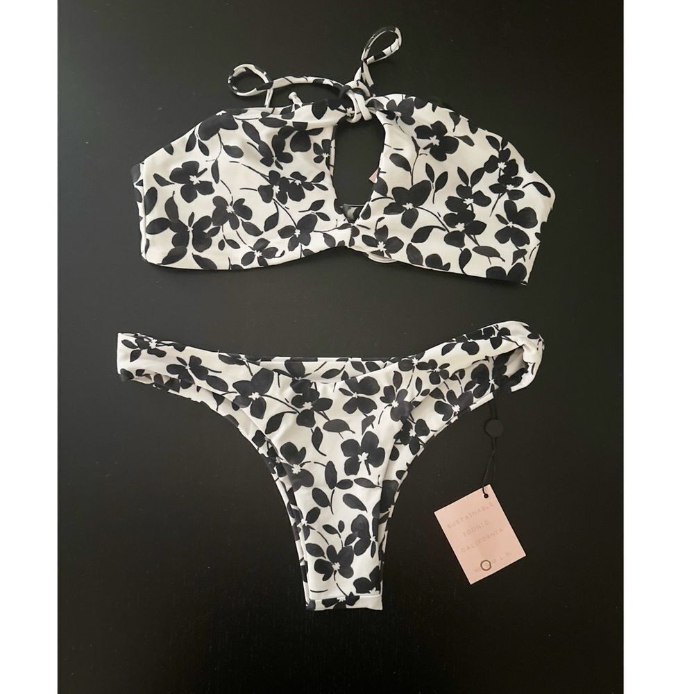 Skatie two piece bikini greenwich black and white floral